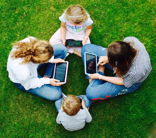 Kpito contiene contenuti per bambini da 6 a 11 anni, a breve anche -14 anni